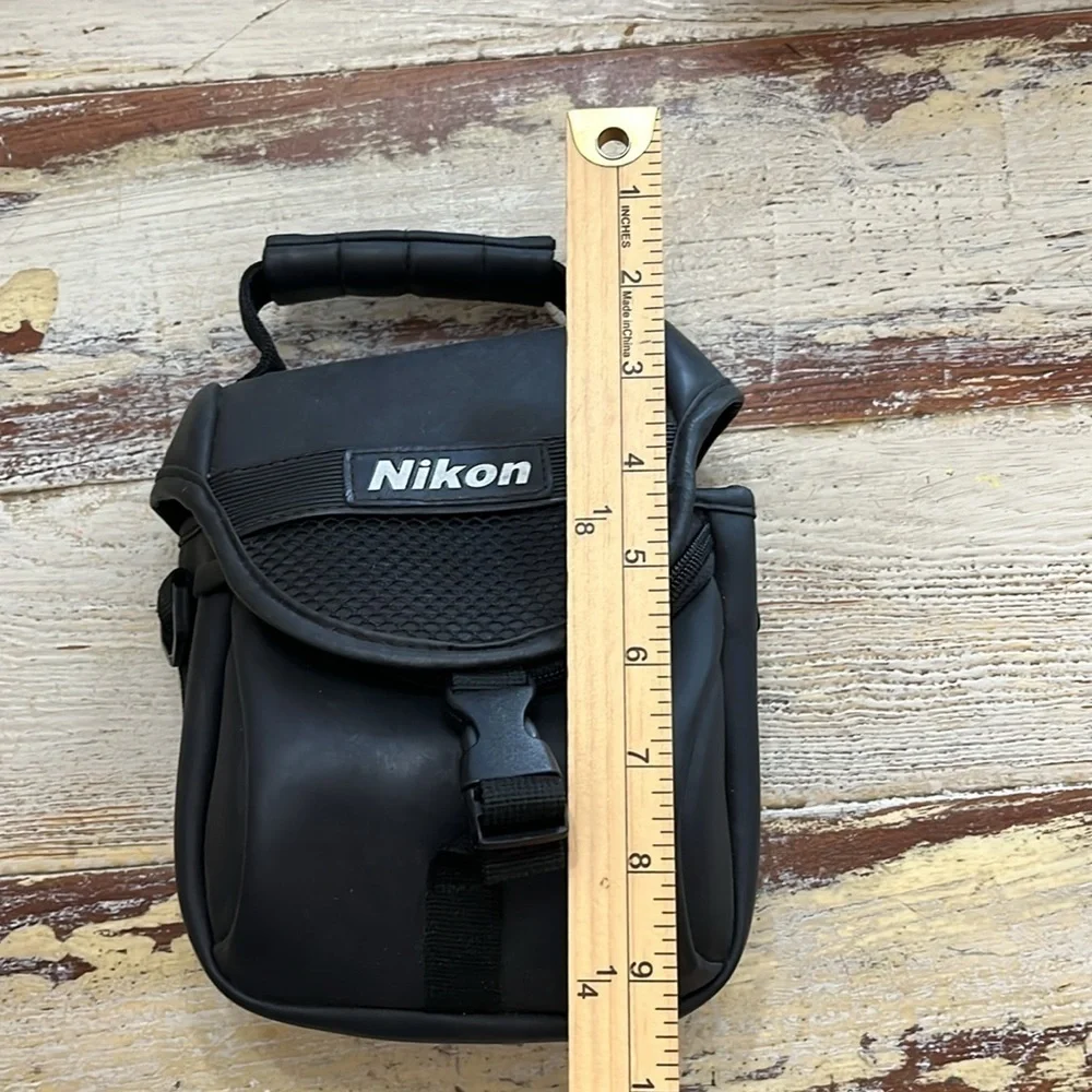 Nikon Camera Bag 5506 Black Strap not Included Great Condition